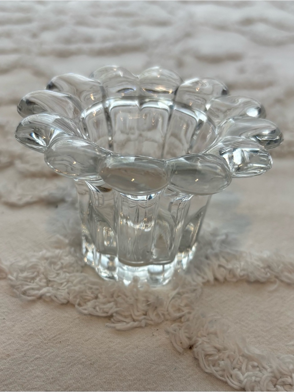 Borgonovo Scalloped Flower Glass Votive Stick/Tapered Candle